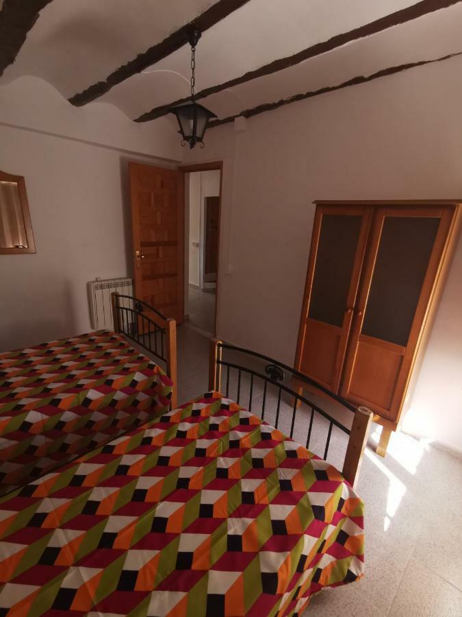Casa Rural Y Albergue Tormon ภายนอก รูปภาพ