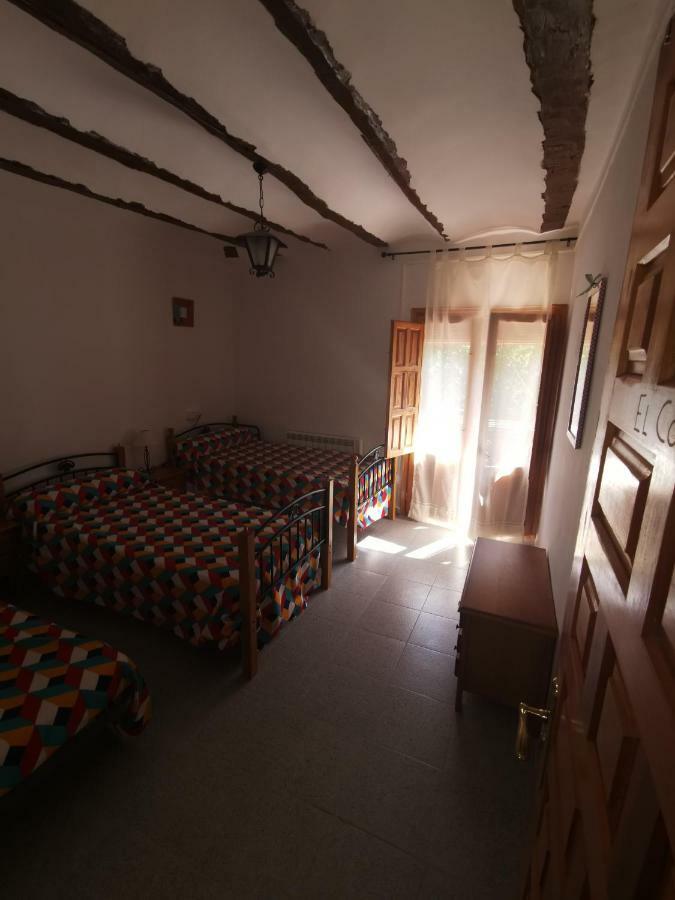 Casa Rural Y Albergue Tormon ภายนอก รูปภาพ