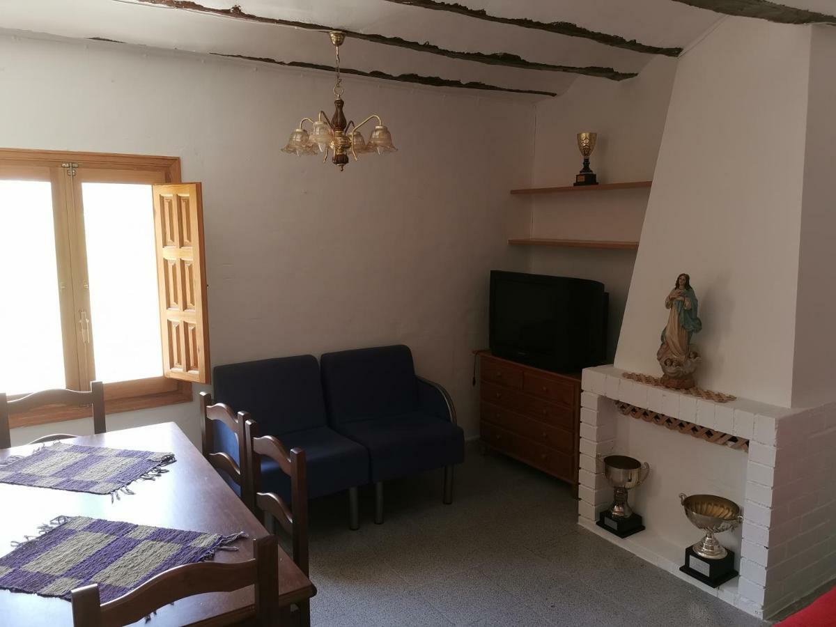 Casa Rural Y Albergue Tormon ภายนอก รูปภาพ