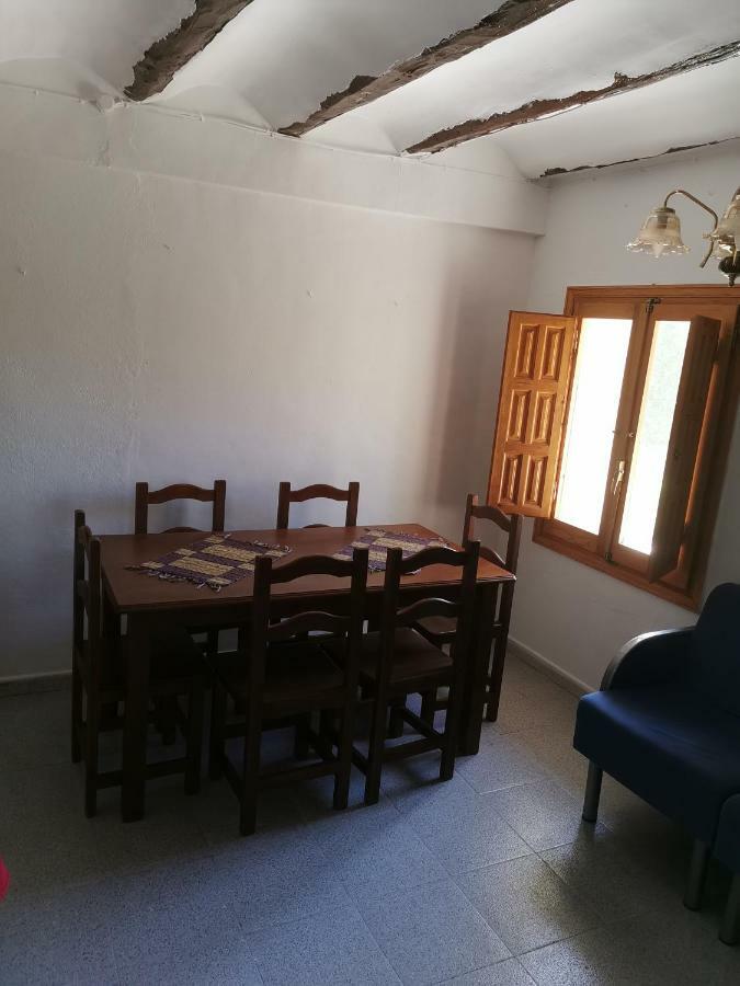 Casa Rural Y Albergue Tormon ภายนอก รูปภาพ
