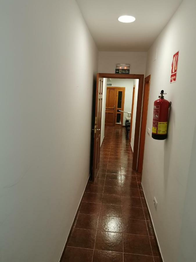 Casa Rural Y Albergue Tormon ภายนอก รูปภาพ